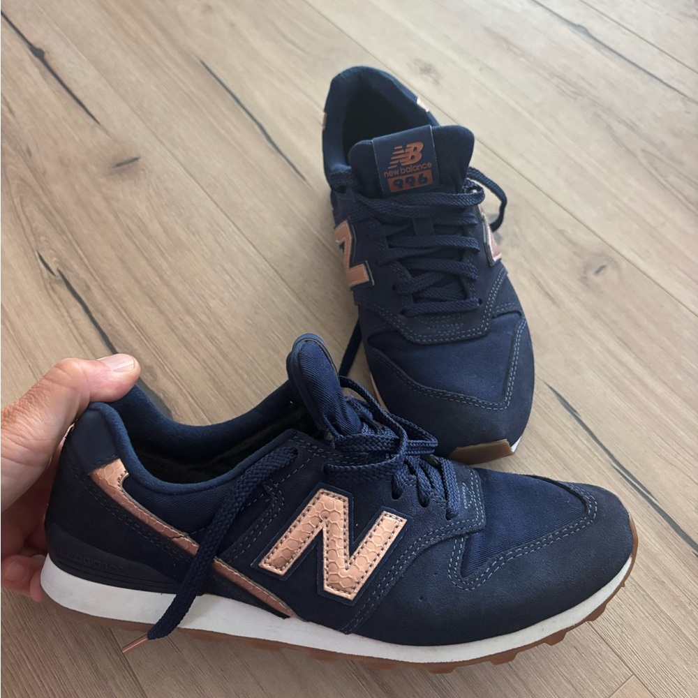 New Balance Dark Blue and rose gold Sneakers